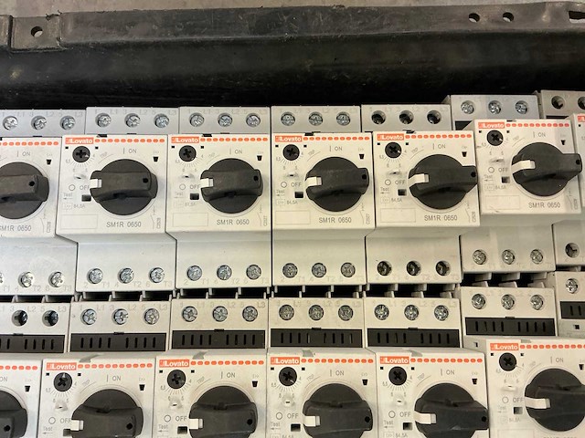 Lovato sm1r 0650 motorbeveiligingsschakelaars (40x) - afbeelding 2 van  6