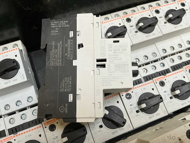 Lovato sm1r 1400 motorbeveiligingsschakelaars (50x) - afbeelding 6 van  6