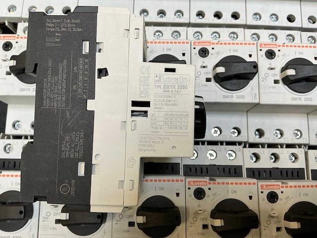 Lovato sm1r 3200 motorbeveiligingsschakelaars (47x) - afbeelding 6 van  6