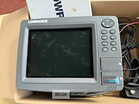 Lowrance fishfinder flobalmap 8200c - afbeelding 1 van  2