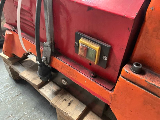 Lsg-325 rolgroef machine - afbeelding 8 van  10