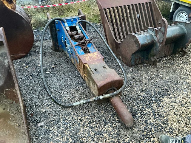 Lst xb 1300 is hydraulische breekhamer overige aannemersmateriaal - afbeelding 1 van  11
