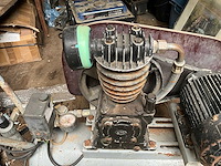 Luchtcompressor en generator - afbeelding 8 van  10