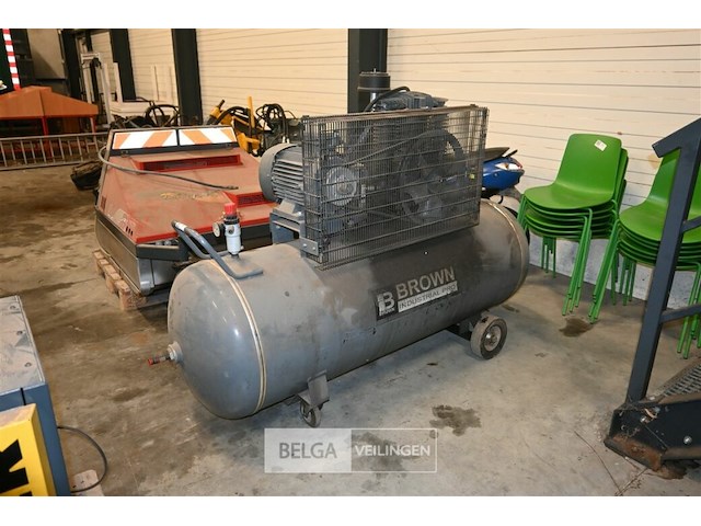 Luchtcompressor - afbeelding 1 van  7