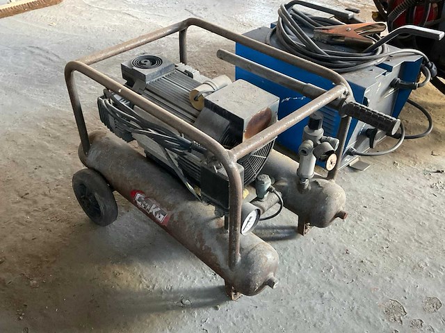 Luchtcompressor - afbeelding 1 van  1