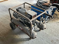 Luchtcompressor - afbeelding 1 van  1