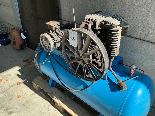 Luchtcompressor - afbeelding 3 van  3