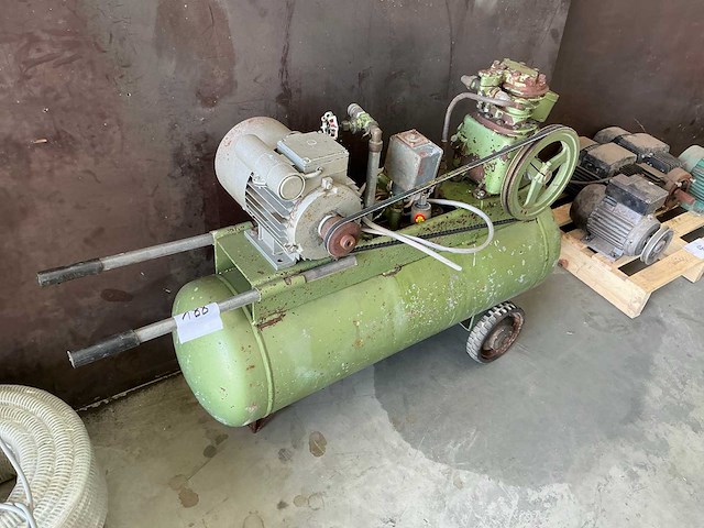 Luchtcompressor - afbeelding 2 van  3