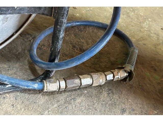 Luchtdrukslang op haspel - afbeelding 2 van  4