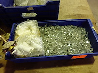 Luchter met accessoires - afbeelding 3 van  5