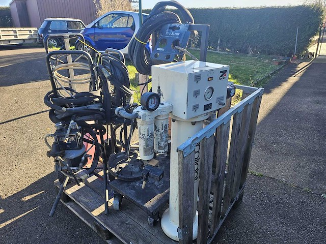 Luchtloos - afbeelding 13 van  13