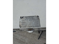 Luchtloos - afbeelding 3 van  5