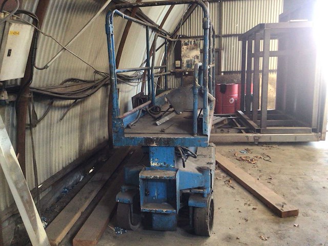 Luchtwerkplatform - afbeelding 4 van  5