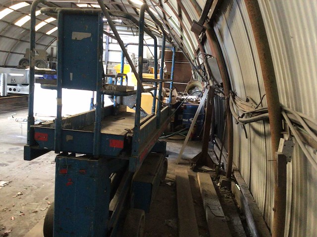 Luchtwerkplatform - afbeelding 13 van  15