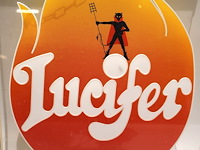 Lucifer lichtreclame - afbeelding 3 van  7