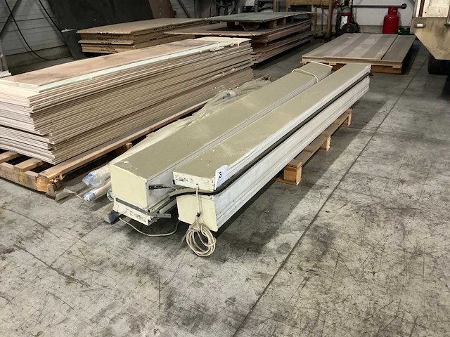 Luifel (2x) - afbeelding 1 van  4