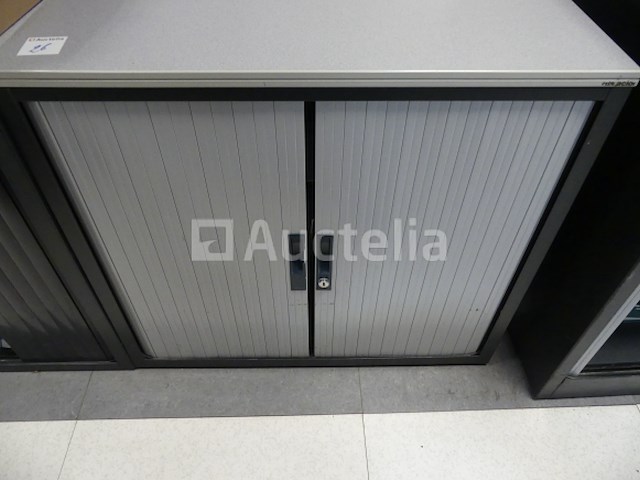 Luikkasten en tafels - afbeelding 3 van  9