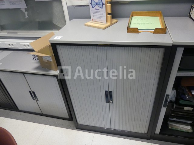 Luikkasten en tafels - afbeelding 4 van  9