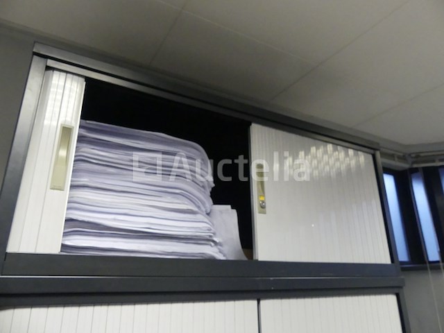 Luikkasten en tafels - afbeelding 1 van  7