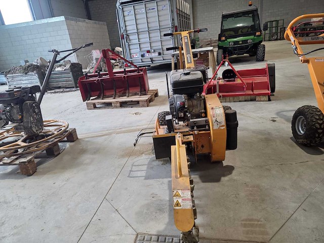 Lumag - 2021 - gf-800 - sleuvengraafmachine - afbeelding 5 van  5