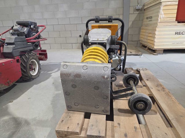 Lumag - 2021 - vs-80c - trilstamper - afbeelding 3 van  5