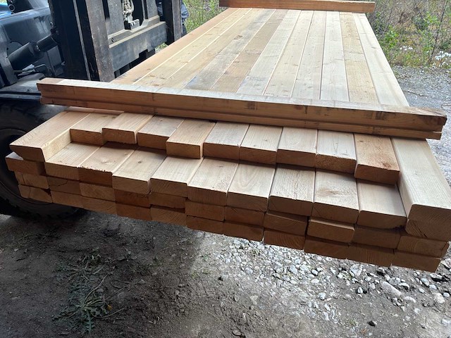 Lumber 38 x 89 cls nr. 16 - afbeelding 1 van  2