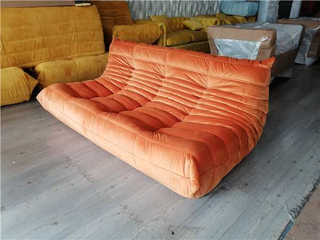 Lumi 3-zits bank - oranje fluweel 30 maart - h 70 cm - w 212 cm - d 102 cm - afbeelding 4 van  5