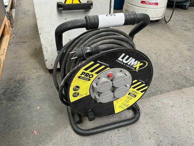 Lumx 3g2.5 verlengkabelhaspel - afbeelding 2 van  5