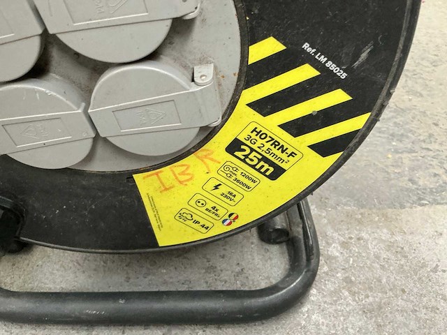 Lumx 3g2.5 verlengkabelhaspel - afbeelding 5 van  5