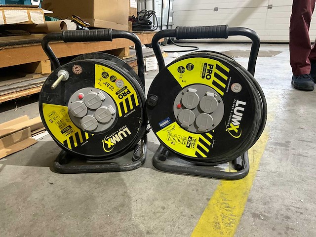 Lumx verlengkabel op haspel (2x) - afbeelding 1 van  3