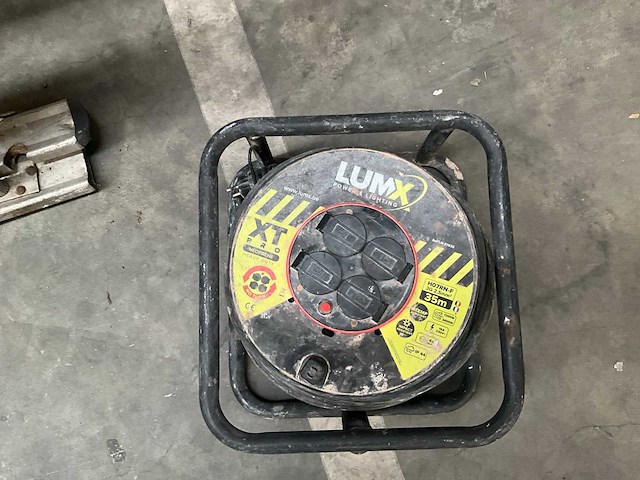 Lumx verlengkabelhaspel - afbeelding 1 van  4