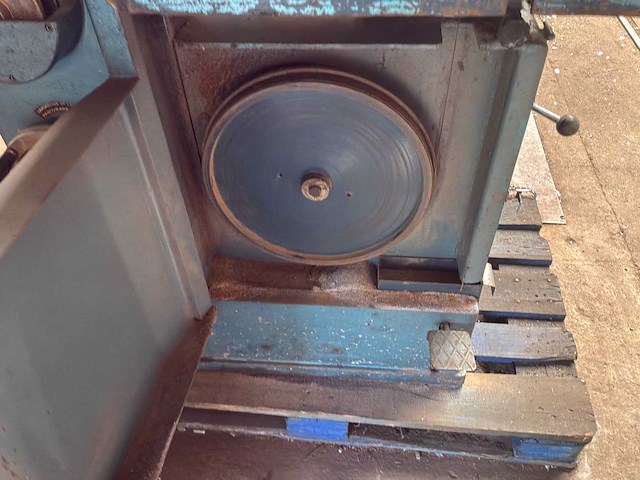 Lusardi elus-400 verticale bandzaagmachines - afbeelding 4 van  12