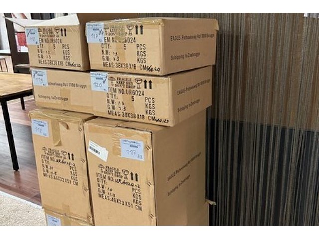 Luster - afbeelding 13 van  13