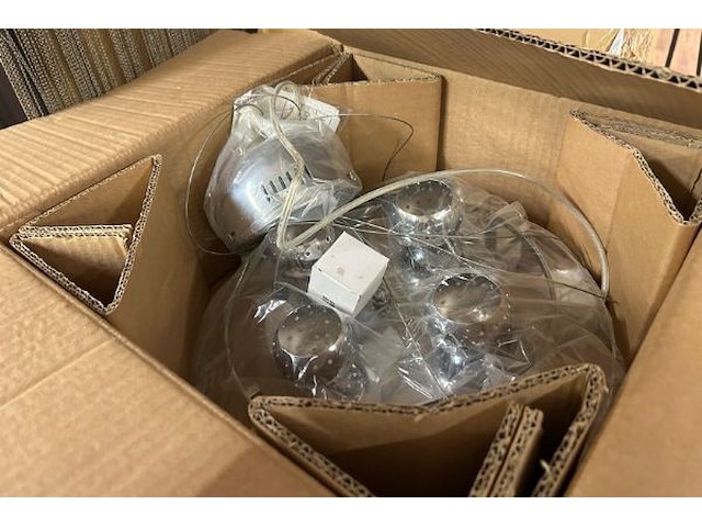 Luster - afbeelding 2 van  13