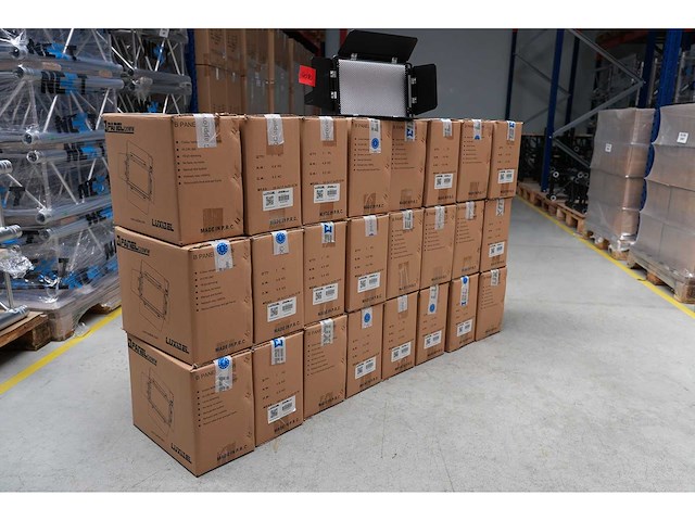 Luxbiel - set 24x b panel 120ww - afbeelding 1 van  4
