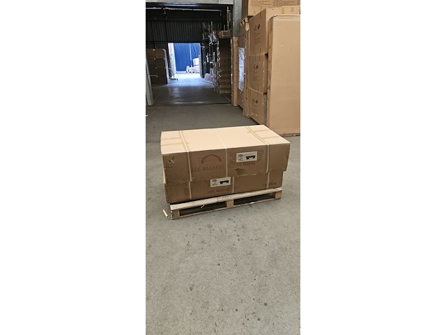 Luxe verwarmd massagebed met decoratief houten frame 200x60cm - afbeelding 3 van  5