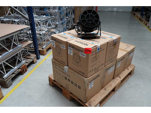 Luxibel - set 12x b par180rgbw v2 ip66 - afbeelding 1 van  3