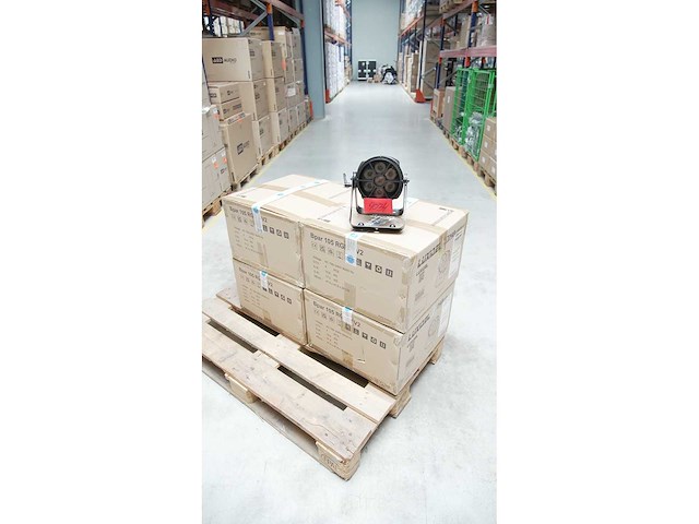 Luxibel - set 16x b par105rgbw v2 - various light equipment (16x) - afbeelding 1 van  3