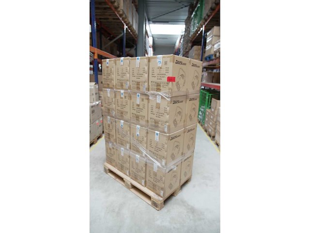 Luxibel - set 32x b expo100mww - various light equipment (32x) - afbeelding 1 van  3