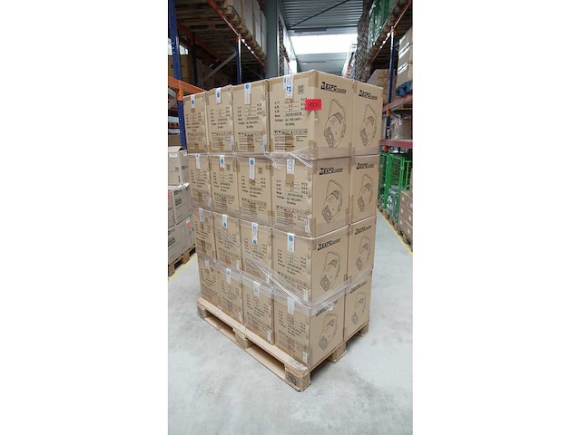Luxibel - set 32x b expo100mww - various light equipment (32x) - afbeelding 1 van  3