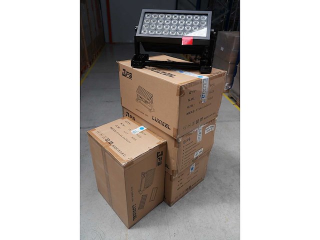 Luxibel - set 4x b p9 - afbeelding 1 van  4