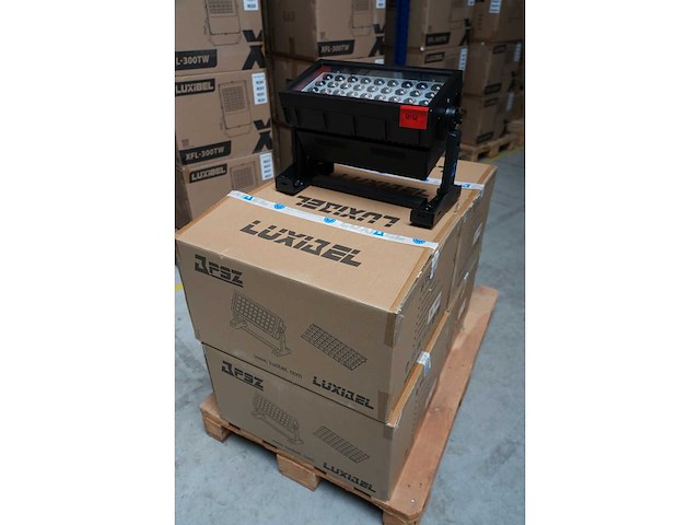 Luxibel - set 4x b p9z - afbeelding 1 van  4