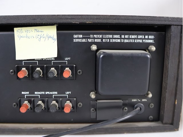 Luxman 30 versterker - afbeelding 8 van  9