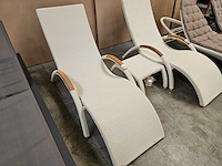 Luxury lounge ligbed wave wit met kussen taupe - teak armleuning - afbeelding 1 van  6