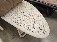 Luxury lounge surf ligbed wit flower weaving met kussen taupe - afbeelding 3 van  5