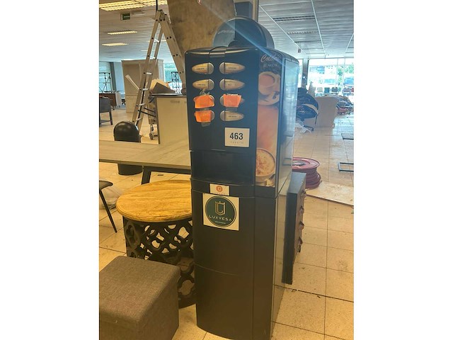 Luxvesa koffiemachine - afbeelding 1 van  3
