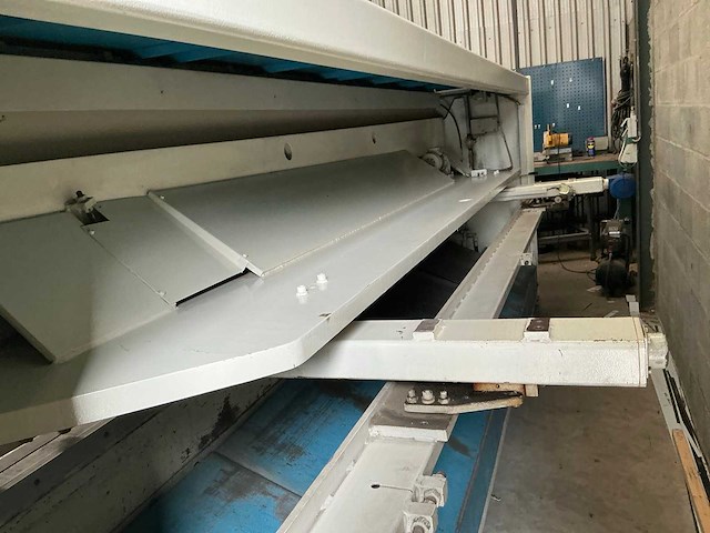Lvd hst 40/6 guillotineschaar - afbeelding 11 van  11