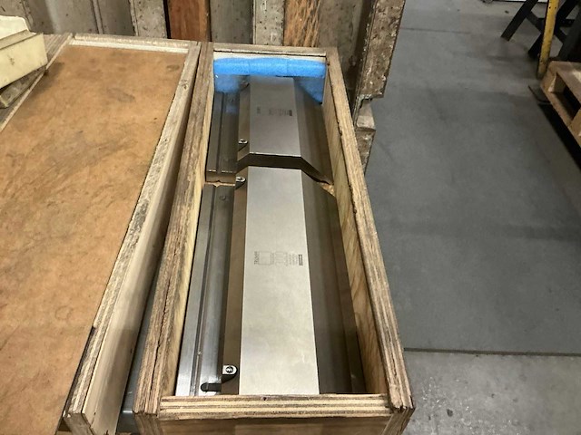 Lvd partij diverse buigmatrijzen - afbeelding 1 van  3