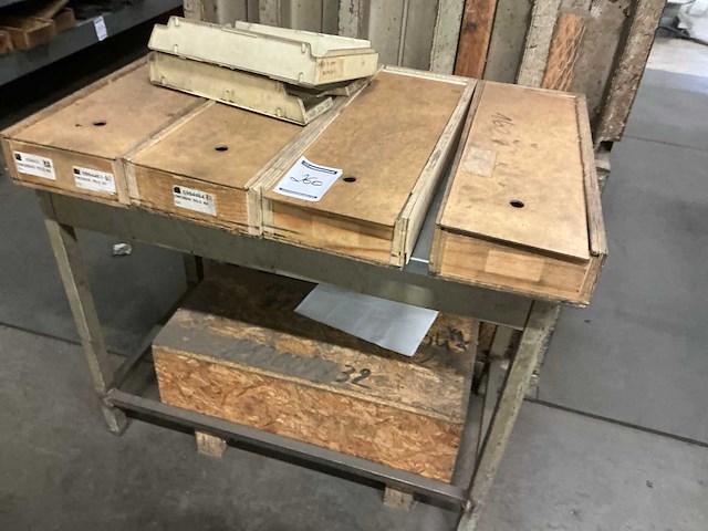 Lvd partij diverse buigmatrijzen - afbeelding 3 van  3