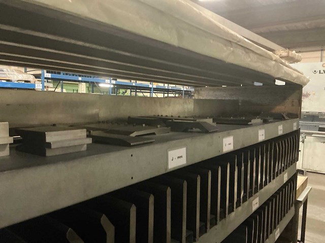 Lvd partij j/ c en p messen - afbeelding 1 van  4